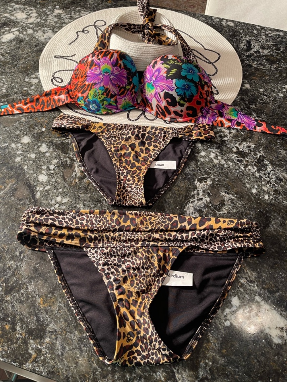 Victoria Secret Bikini Bombshell 36C and S OR M bottoms